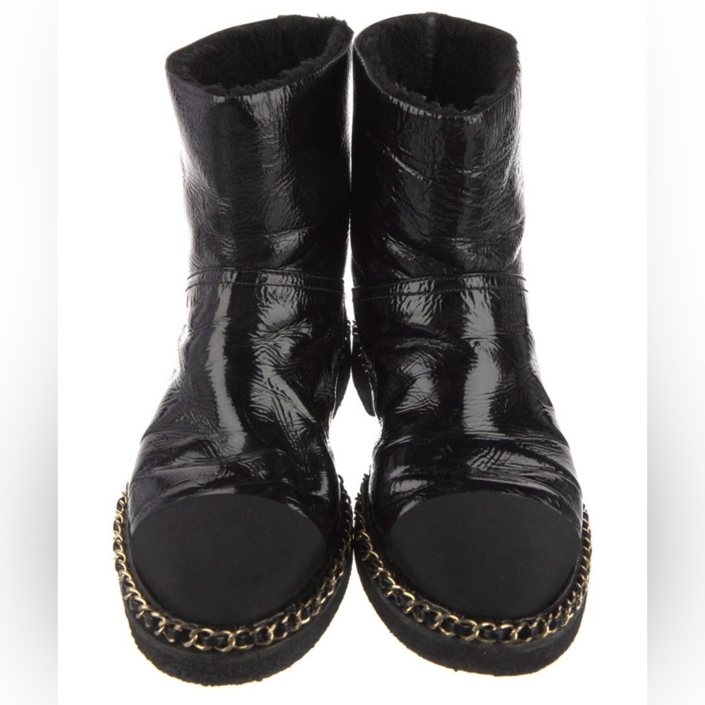 Chanel Black Chain-Trimmed patent leather shearling winter Women's Boots